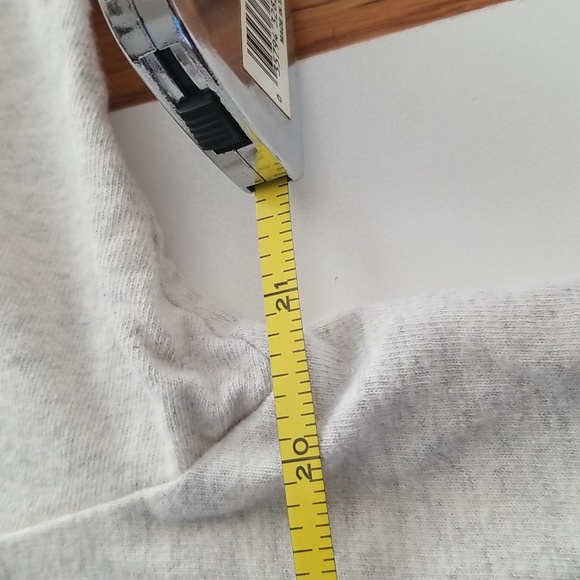 Champion Gray Harvard Tee - Picture 4 of 4